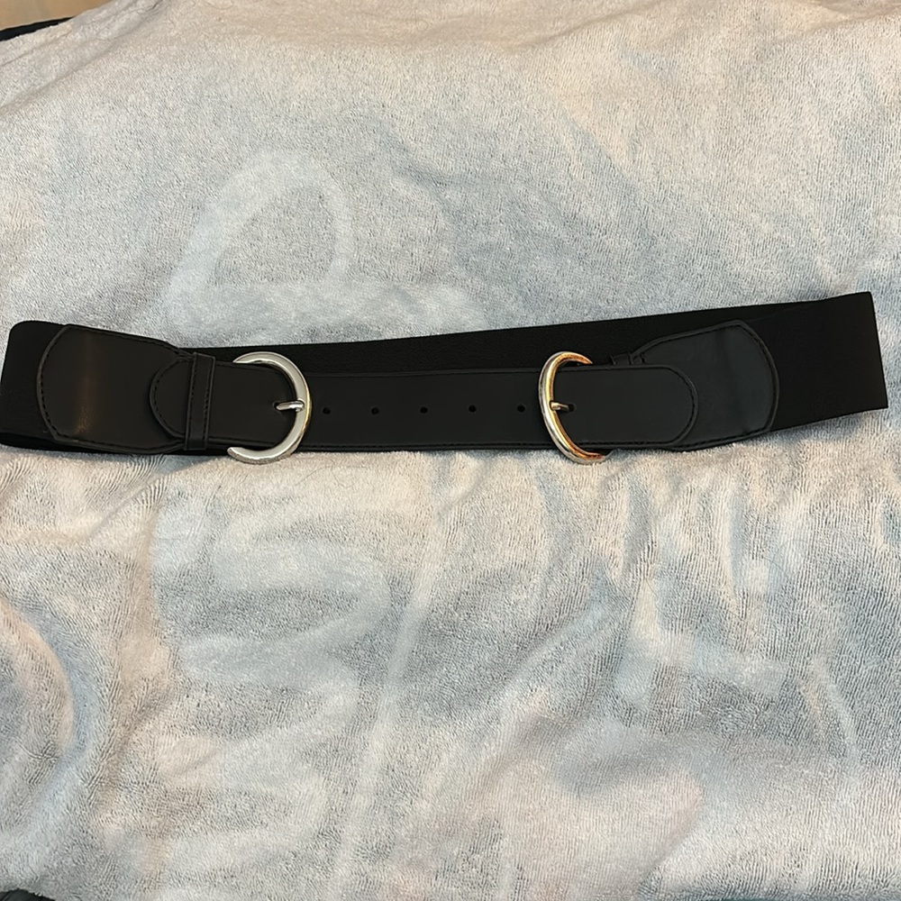 Medium Black Target Waist Belt, Barely worn - Picture 3 of 6